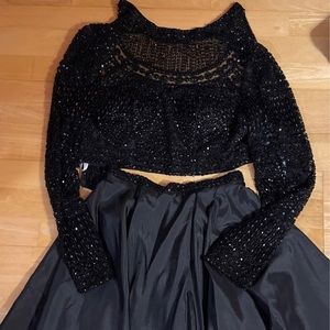 Sherri Hill Black Dress for any occasion. Size 6